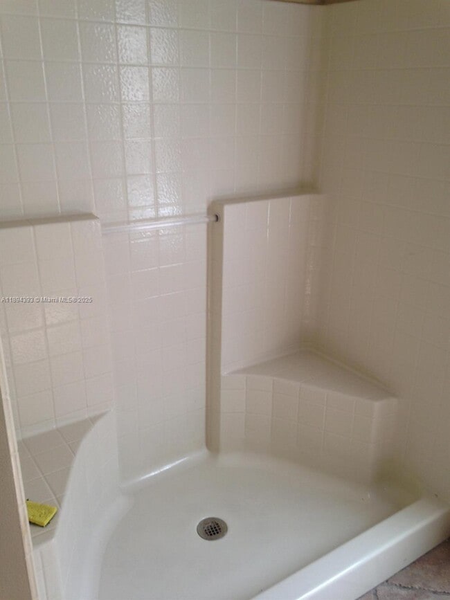 property at 4634 SW Eagle St