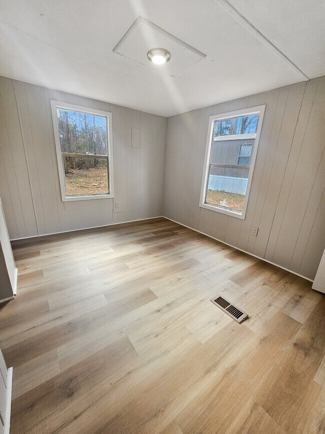 17 Eldorado Dr in Greenville, SC - Building Photo - Building Photo