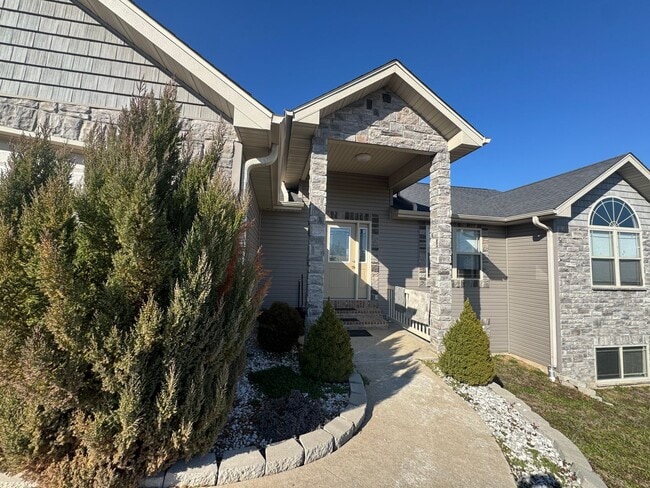 120 Page St in Waynesville, MO - Building Photo - Building Photo