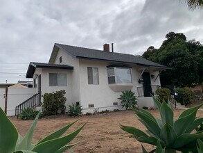 704 N Clementine St, Unit House in Oceanside, CA - Building Photo - Building Photo