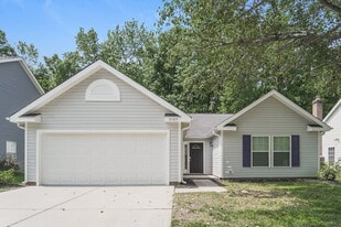 2105 David Earl Dr in Charlotte, NC - Building Photo