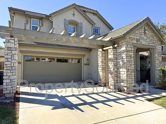 388 Crescent Moon Dr in Lathrop, CA - Building Photo - Building Photo