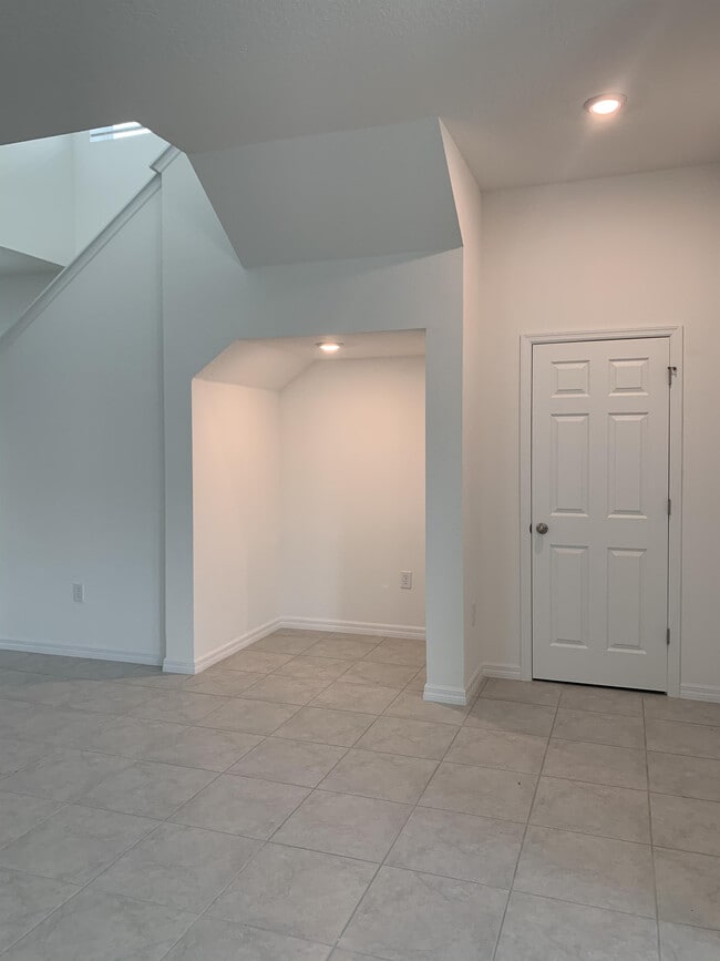 10360 Austrina Oak Lp in Winter Garden, FL - Building Photo - Building Photo