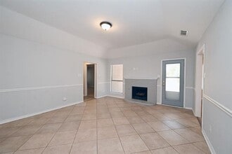 1908 Paisley St in Denton, TX - Building Photo - Building Photo
