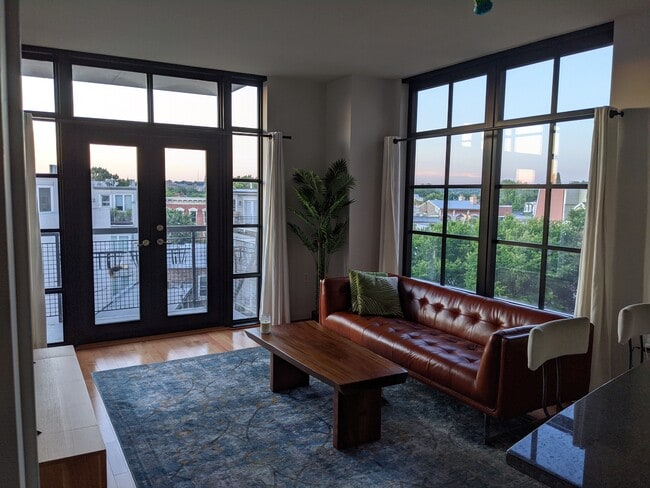 property at 437 New York Ave NW