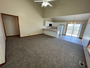 2512 Bent Oak Ct in Platte City, MO - Building Photo - Building Photo