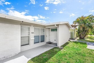 708 NE 23rd Ave in Pompano Beach, FL - Building Photo - Building Photo