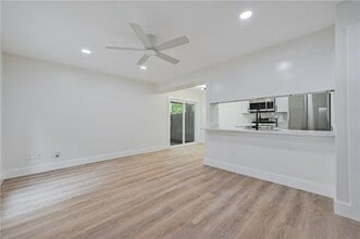 3511 Alpine Cir in Austin, TX - Foto de edificio - Building Photo