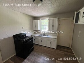816 W 24th St in North Little Rock, AR - Building Photo - Building Photo