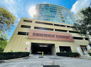 101 S Eola Dr, Unit 506 in Orlando, FL - Building Photo - Building Photo