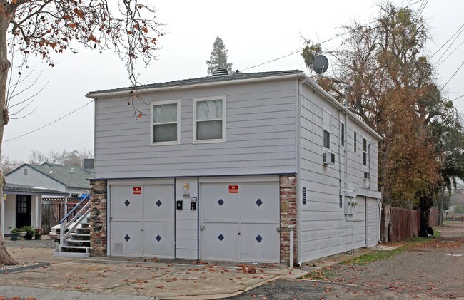 620-642 Calvados Ave in Sacramento, CA - Building Photo - Building Photo