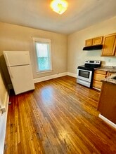 145 Lorentz St in Morgantown, WV - Building Photo - Building Photo