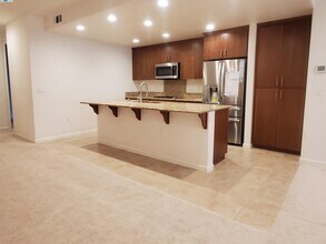 1888 Trento Loop in Milpitas, CA - Building Photo - Building Photo