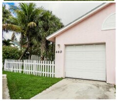440 SE 1st Ave in Delray Beach, FL - Building Photo