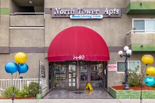 North Tower in Van Nuys, CA - Building Photo
