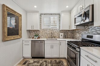 487 John Daly Blvd in Daly City, CA - Building Photo - Building Photo