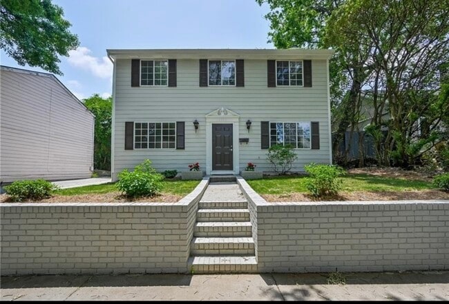 property at 1159 Saint Augustine Pl NE