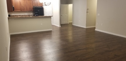 4308 Colindale Rd, Unit 206 in Chesapeake, VA - Building Photo - Building Photo