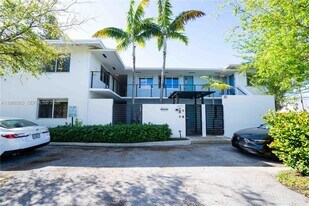 2400 NE 26th St in Fort Lauderdale, FL - Building Photo