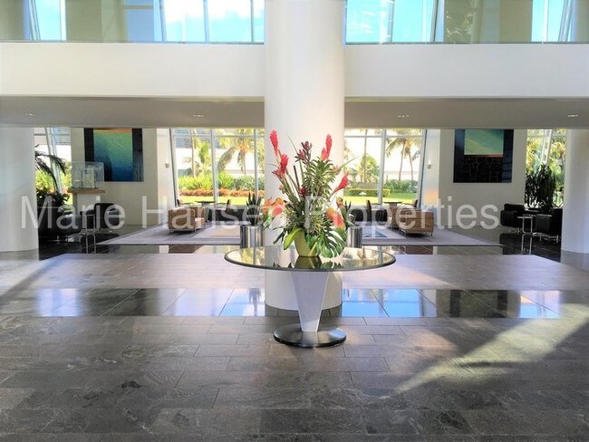 88 Piikoi St-Unit -1801 in Honolulu, HI - Building Photo - Building Photo