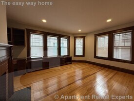 13 Story St in Cambridge, MA - Building Photo