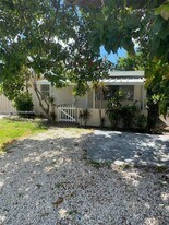 170 NW 39th St in Miami, FL - Building Photo