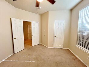 7912 Mirror Rock Ln in Denton, TX - Building Photo - Building Photo