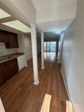 1725 Toomey Rd in Austin, TX - Building Photo - Building Photo