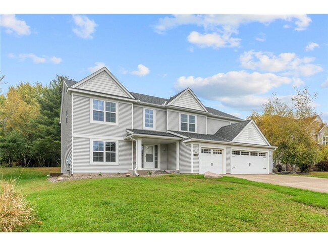 2117 Vermillion Curve in Woodbury, MN - Building Photo - Building Photo