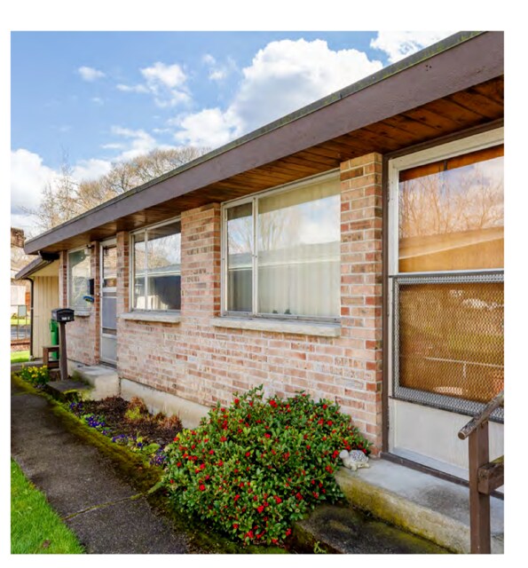 78 Williams Ave S in Renton, WA - Building Photo