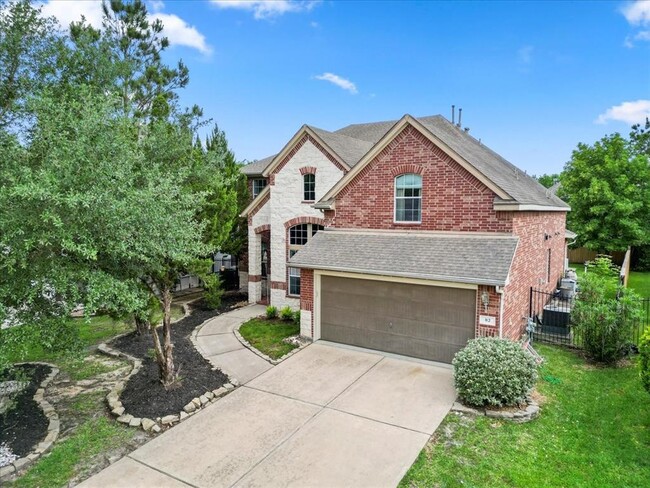 property at 82 W Arbor Camp Cir