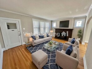 7728 Delmar Blvd, Unit 1st Floor in St. Louis, MO - Foto de edificio - Building Photo