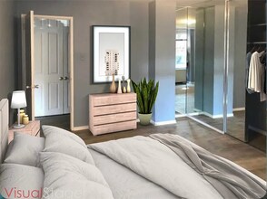 1545 18th St NW, Unit 110 in Washington, DC - Foto de edificio - Building Photo