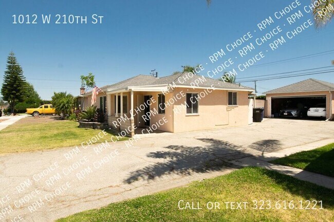 1012 W 210th St in Torrance, CA - Building Photo - Building Photo