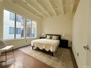 312 W 5th St, Unit 1009 in Los Angeles, CA - Building Photo - Building Photo