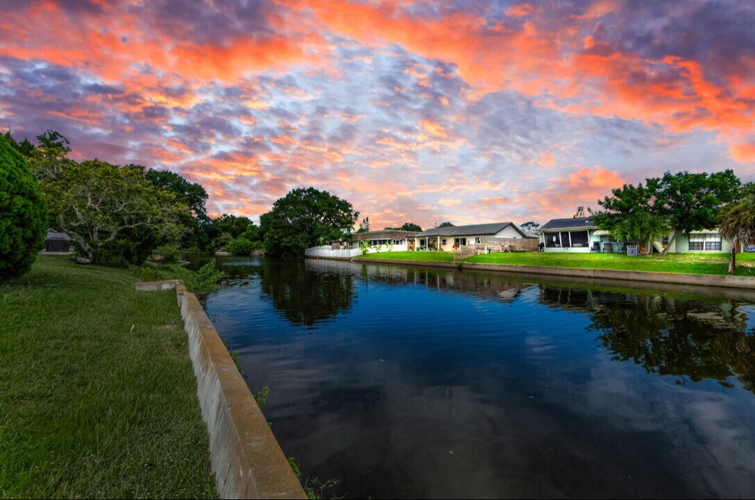 3931 Sail Dr in New Port Richey, FL - Building Photo