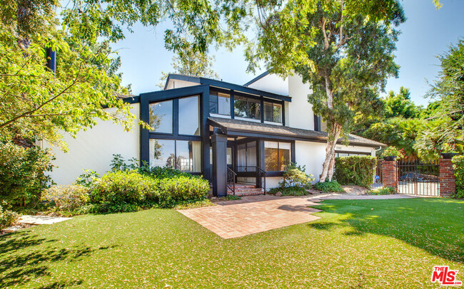 property at 13302 Mulholland Dr