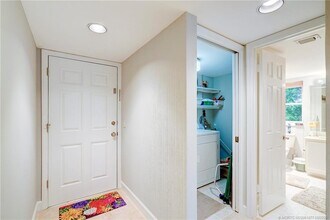 390 NE Edgewater Dr in Stuart, FL - Building Photo - Building Photo