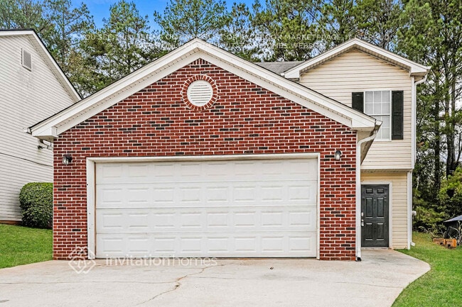 property at 1890 Riverchase Cir NE