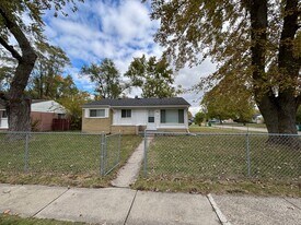 771 Eugene Ave in Ypsilanti, MI - Building Photo