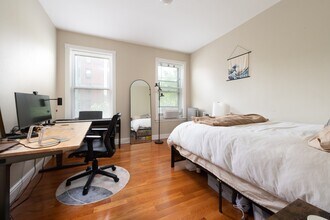 411 Marlborough St, Unit 6 in Boston, MA - Building Photo - Building Photo