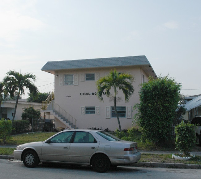 2022 Pierce St in Hollywood, FL - Building Photo - Building Photo