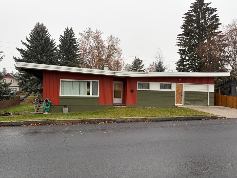 708 Park Ave in Whitefish, MT - Building Photo