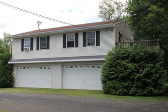 2172 Route 44 55 in Gardiner, NY - Building Photo - Building Photo