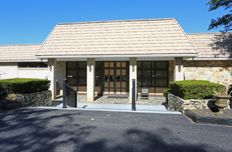 Kensington Club in Lancaster, PA - Foto de edificio - Building Photo