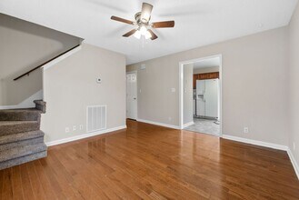 320 Lafayette Rd in Clarksville, TN - Building Photo - Building Photo