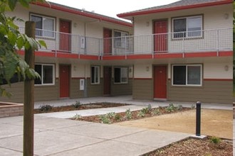 Oak Park Apartments in Oakland, CA - Building Photo - Building Photo