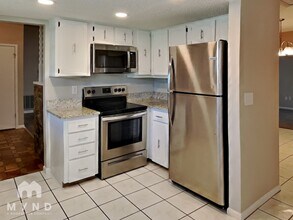 11136 Mercedes St in Spring Hill, FL - Building Photo - Building Photo