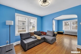 96 Kenwood Ave in Fairfield, CT - Foto de edificio - Building Photo