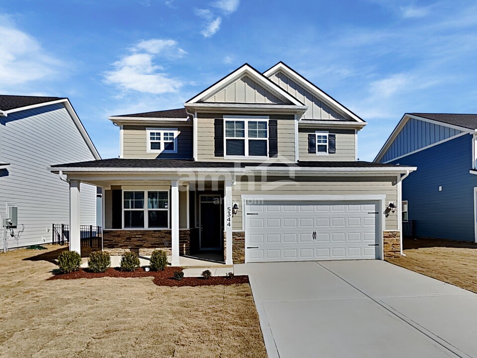 5344 Purple Frost Wy in Murfreesboro, TN - Foto de edificio